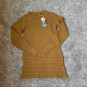 NWT tan prAna tunic sweater with asymmetrical hemline size M 100% organic cotton